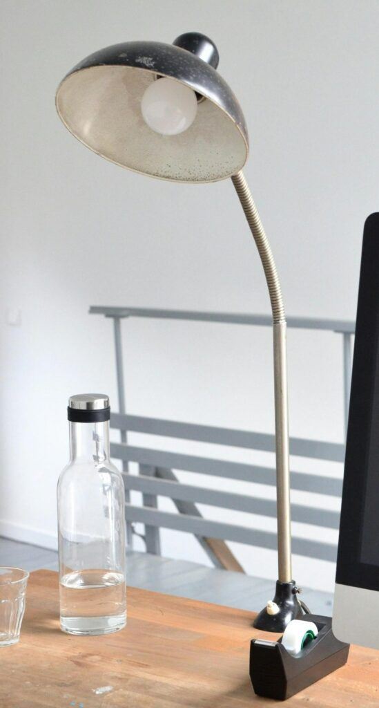 Gooseneck lamp